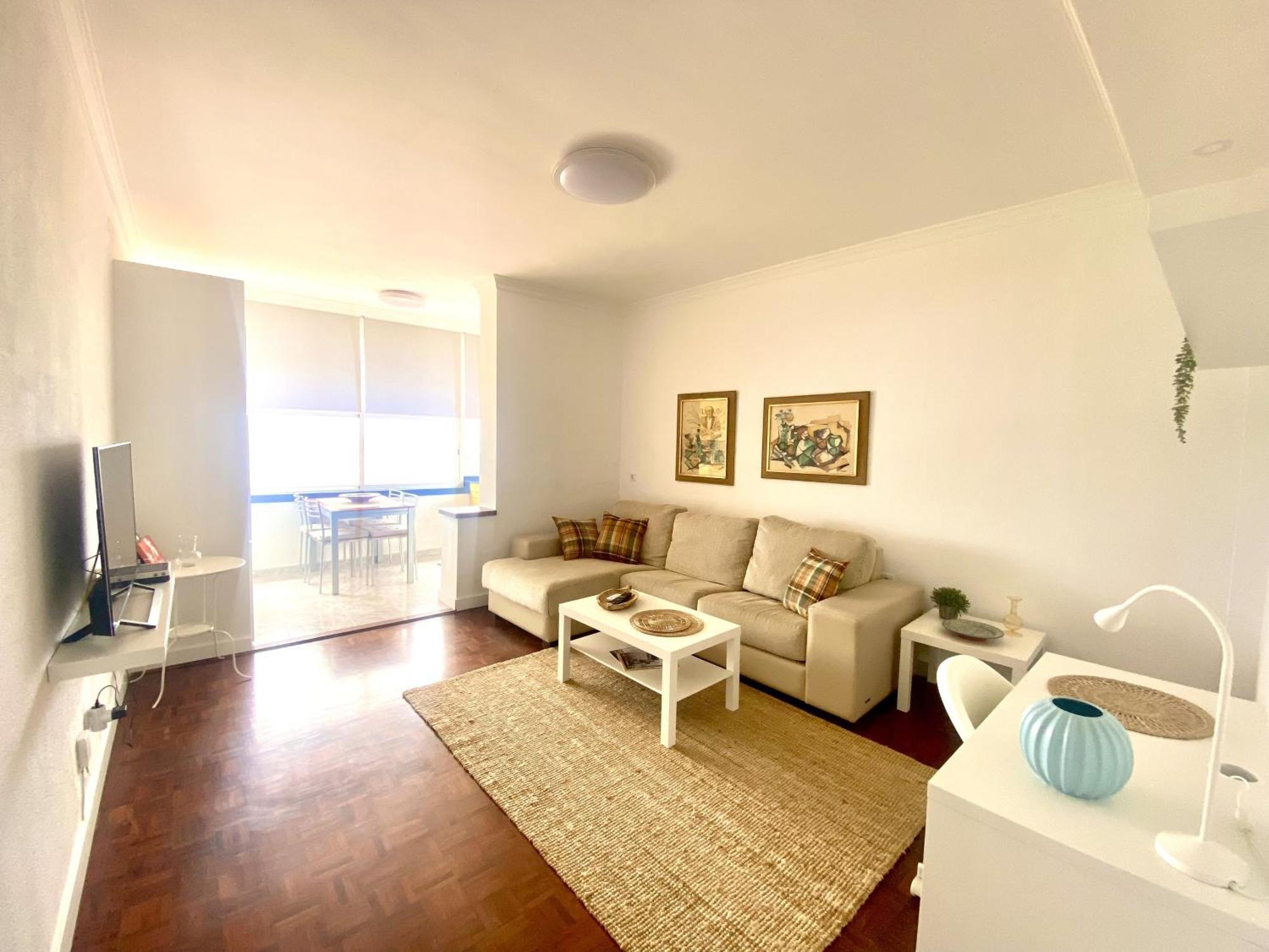 Vivienda Elada *